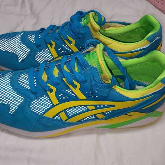 ASICS Gel - Picture 2 of 5